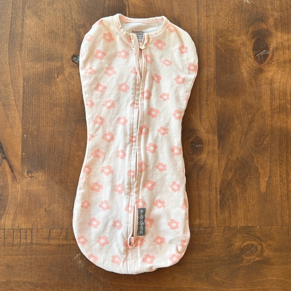 SwaddleMe 0-2 Months Swaddle Wrap Pod Sleep Sack Pink Flowers